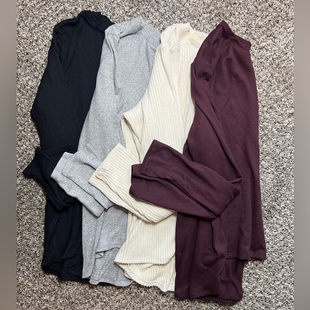 American Eagle Soft & Sexy Long Sleeves shirts, all size MEDIUM selling together